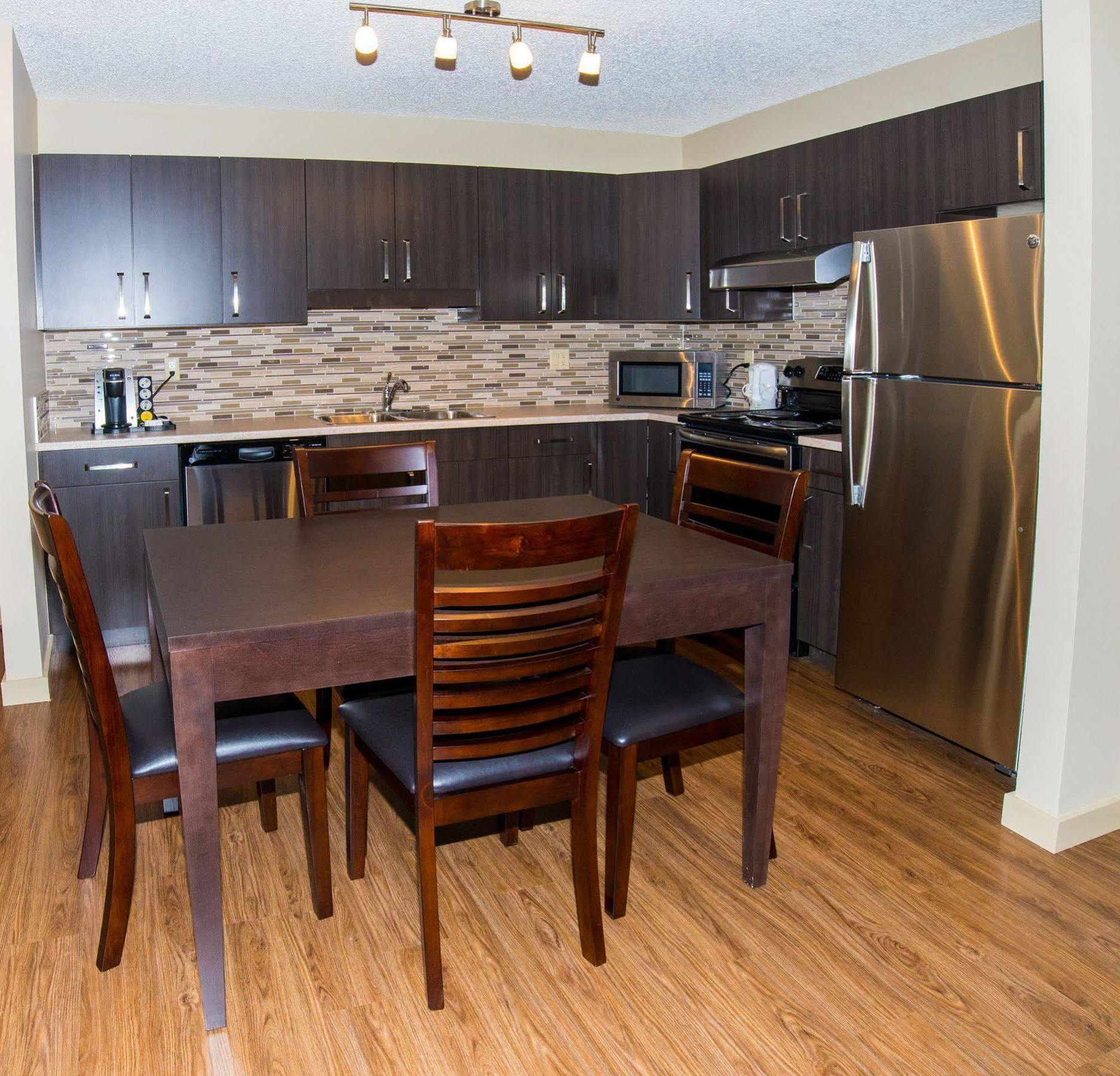 Capital Suites Yellowknife Eksteriør bilde