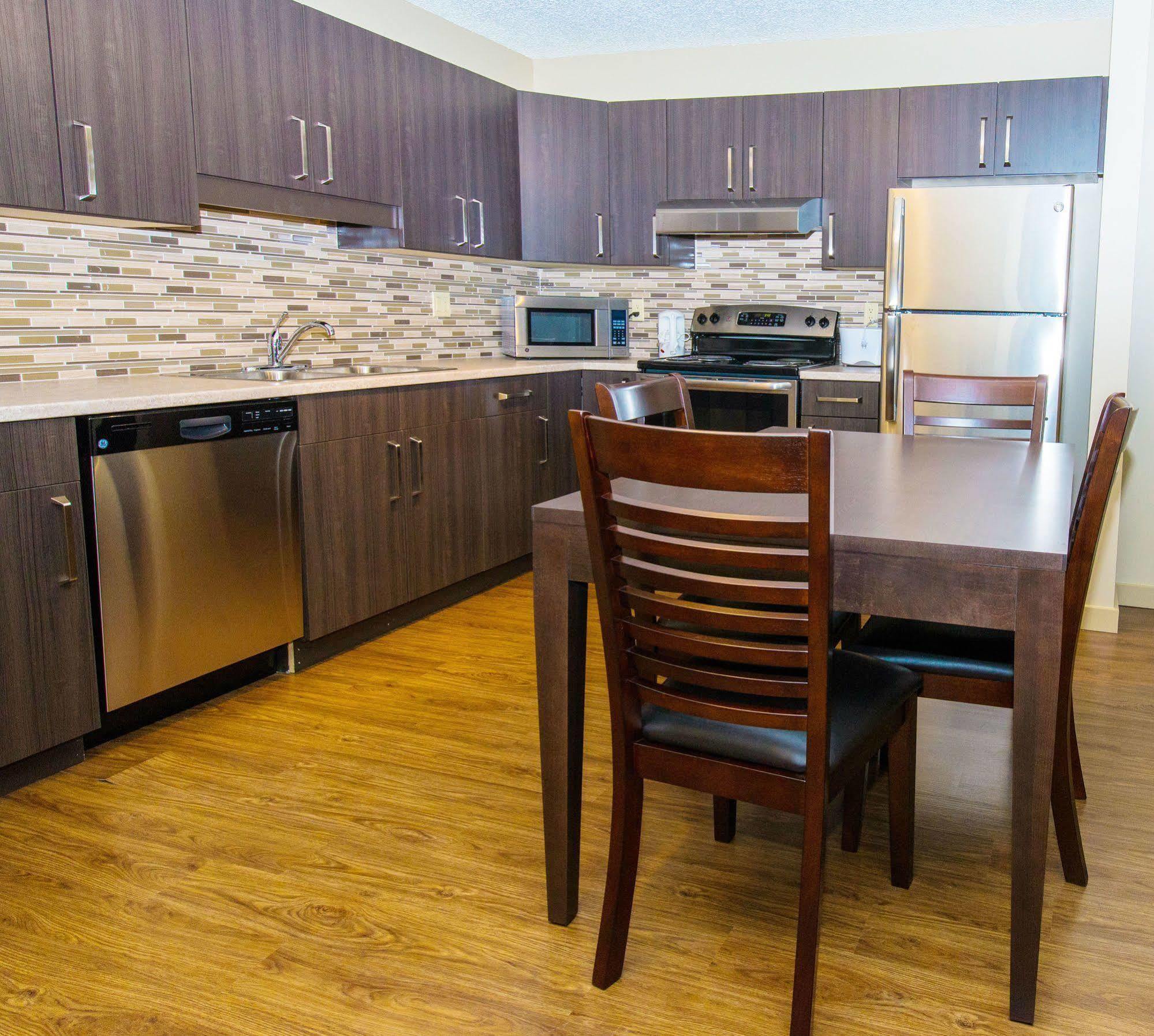 Capital Suites Yellowknife Eksteriør bilde