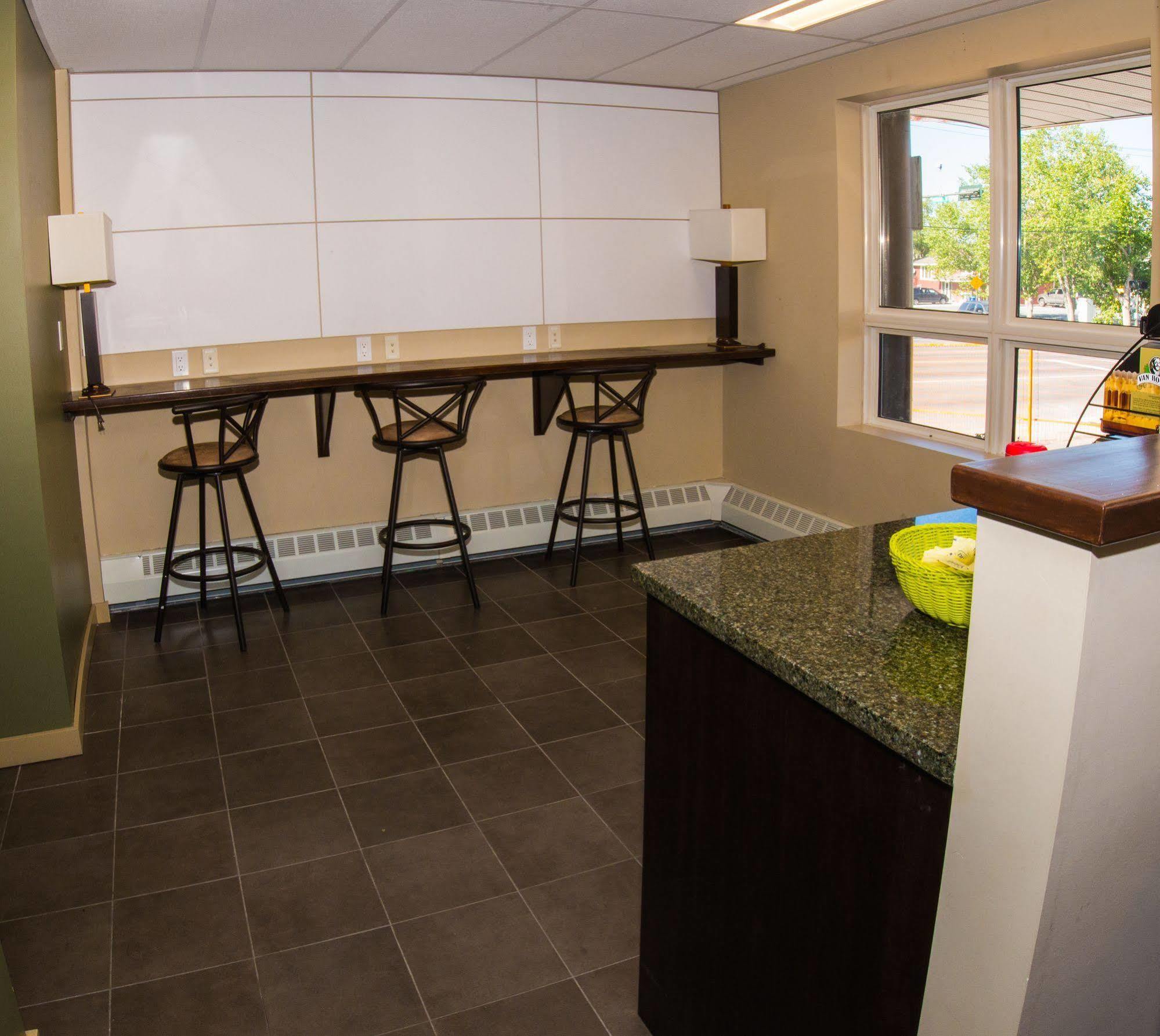Capital Suites Yellowknife Eksteriør bilde