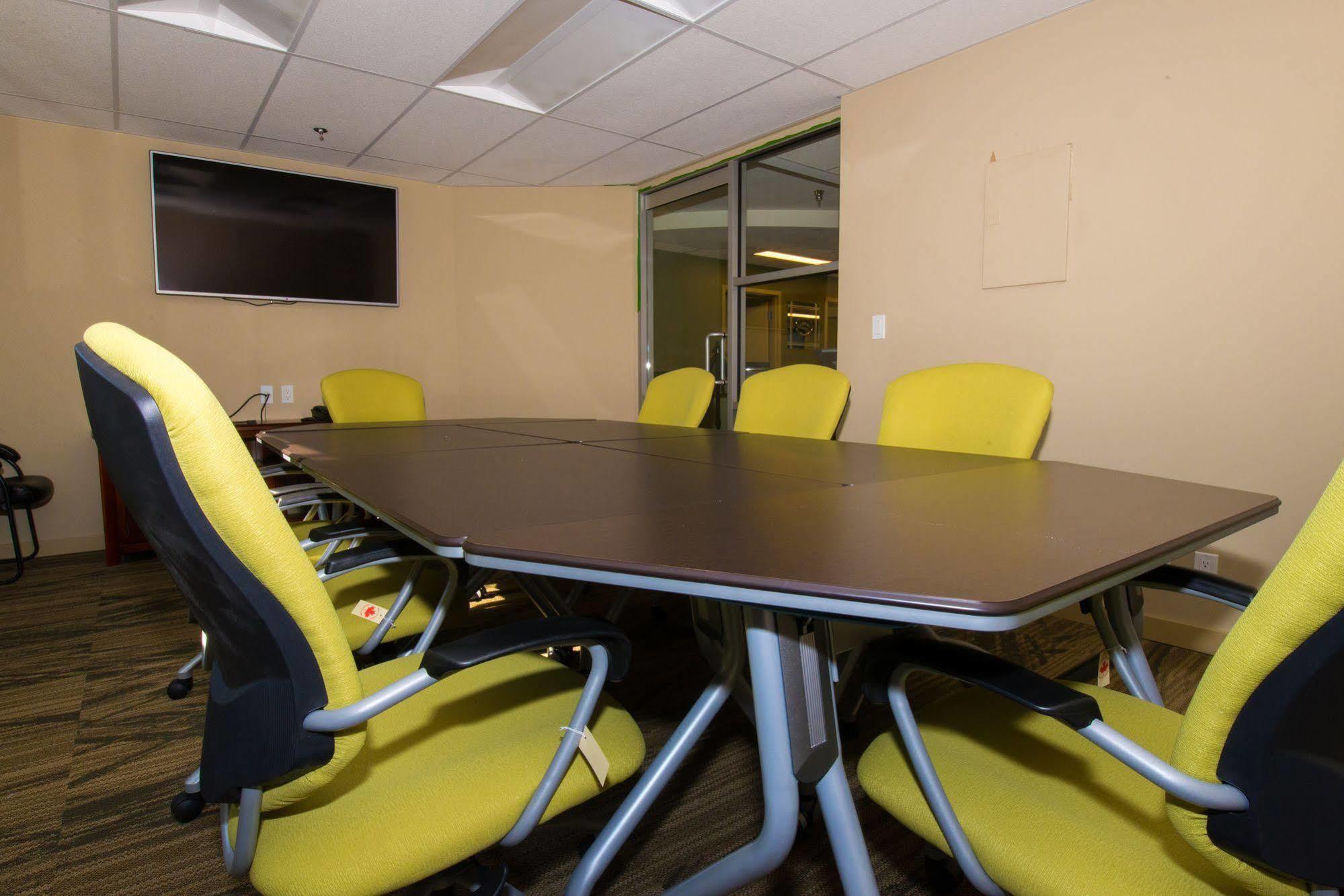 Capital Suites Yellowknife Eksteriør bilde